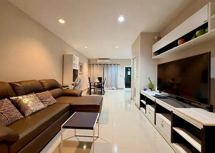 Holiday home The Modern Nest *